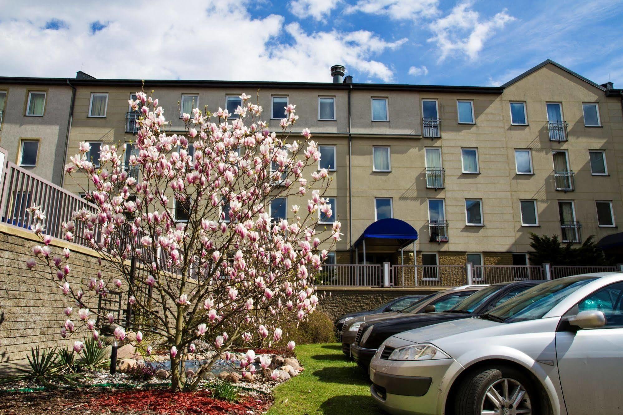 Warsaw Apartments Magnolie Экстерьер фото